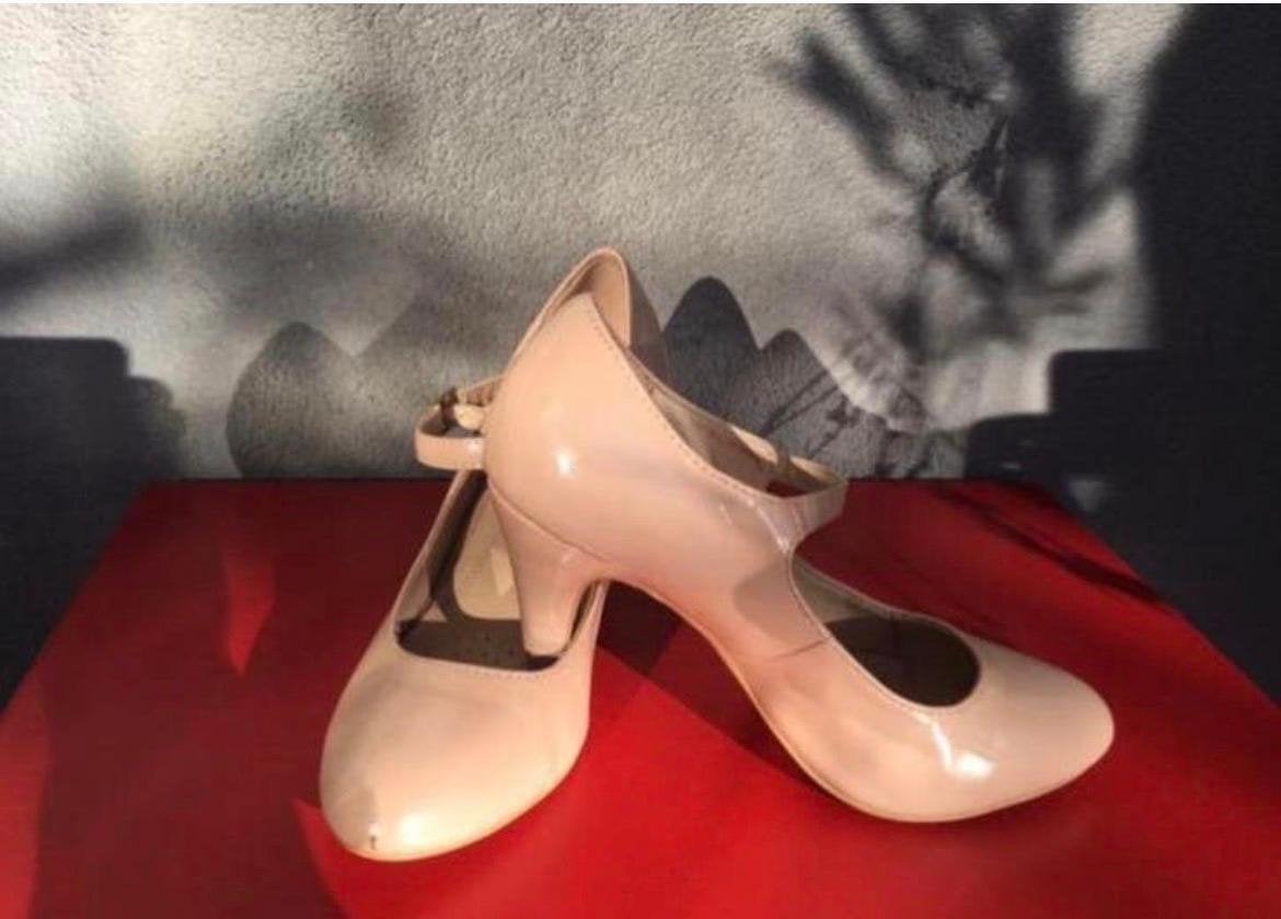 Elegante beige pumps van Sole Desire, Ophalen, Pumps, Beige, Zo goed als nieuw