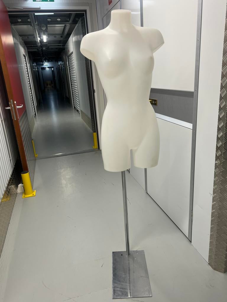 Dames torso, Hobby en Vrije tijd, Naaien en Fournituren, Ophalen of Verzenden, Zo goed als nieuw, Paspop