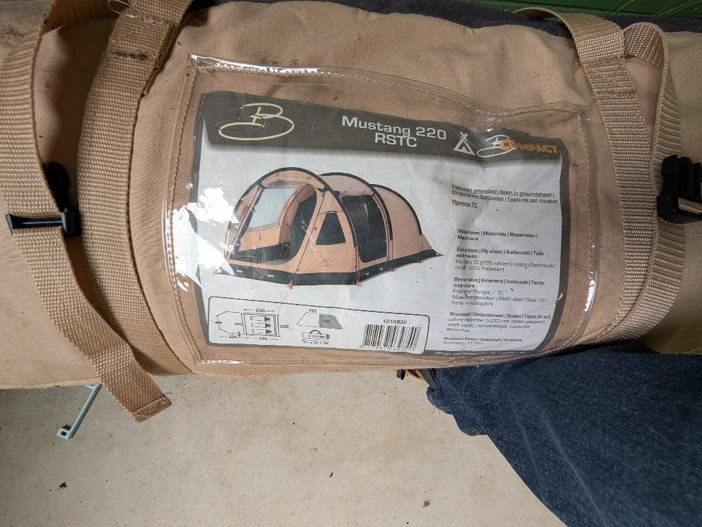 Bardani Mustang 220 RSTC Tent, Ophalen, Gebruikt, Tot en met 4