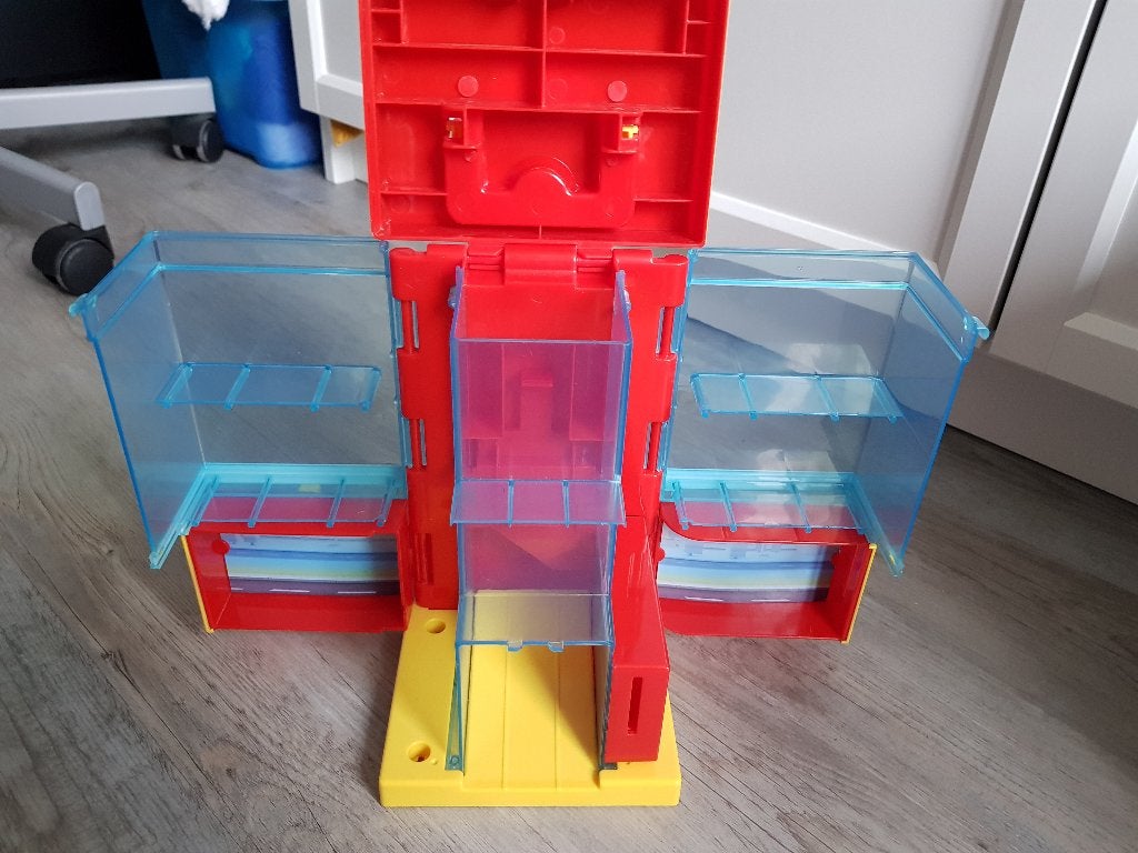 Disney Crossy Road Prize Machine Playset met veel figuren, Ophalen of Verzenden, Overige figuren, Zo goed als nieuw, Overige typen