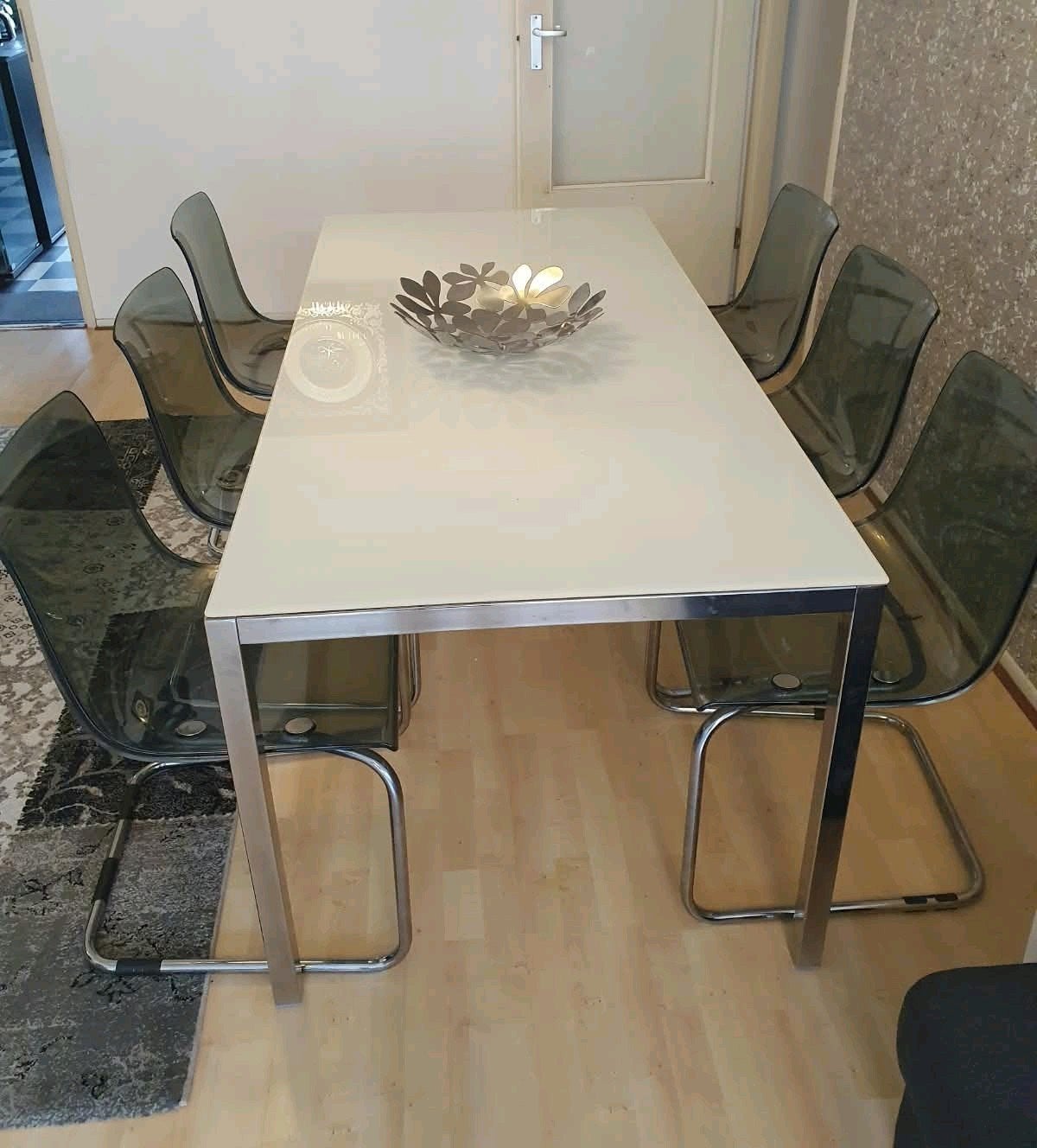 Eettafel met 6 transparante stoelen, Ophalen, Vijf, Zes of meer stoelen, Kunststof, Gebruikt