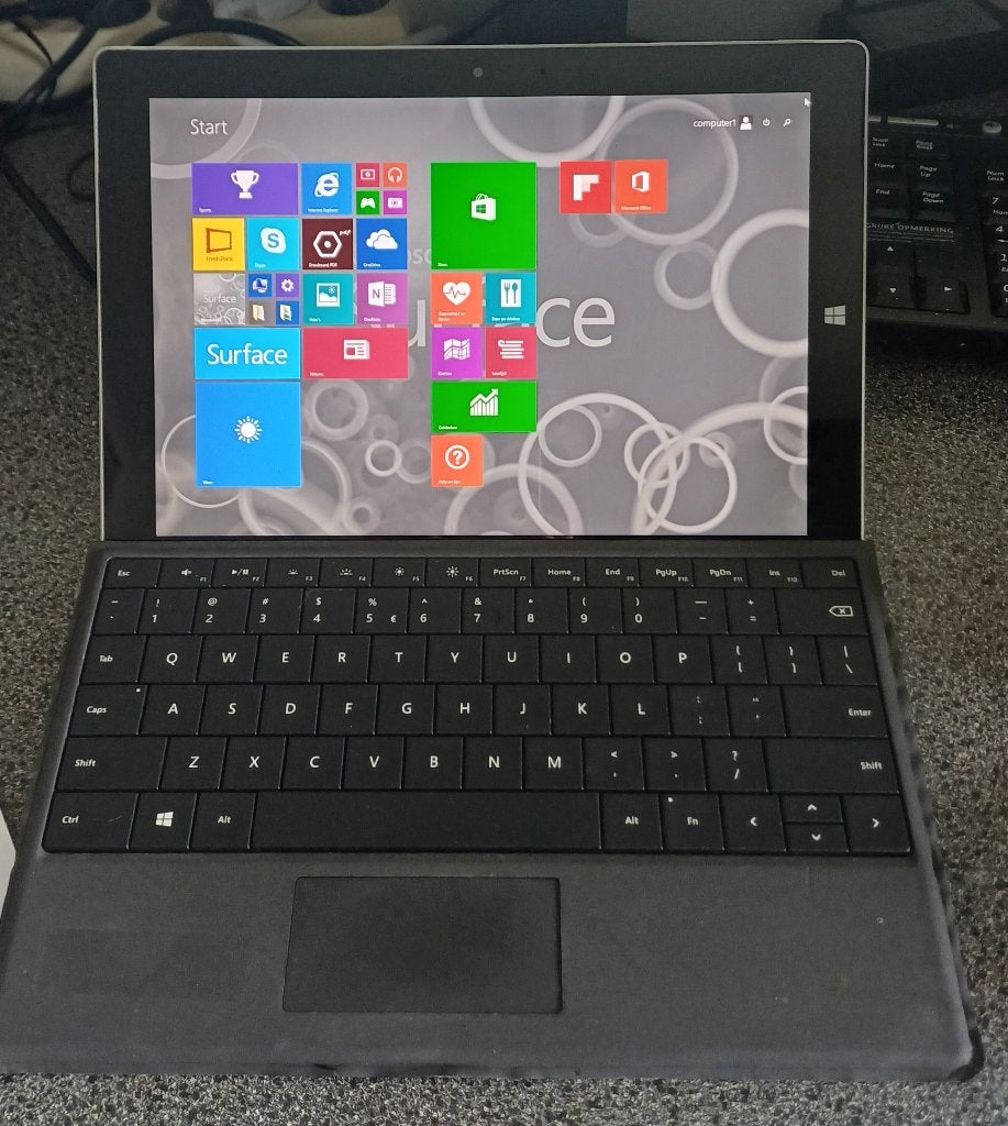 laptop, Gebruikt, 11 inch, Met touchscreen, SSD