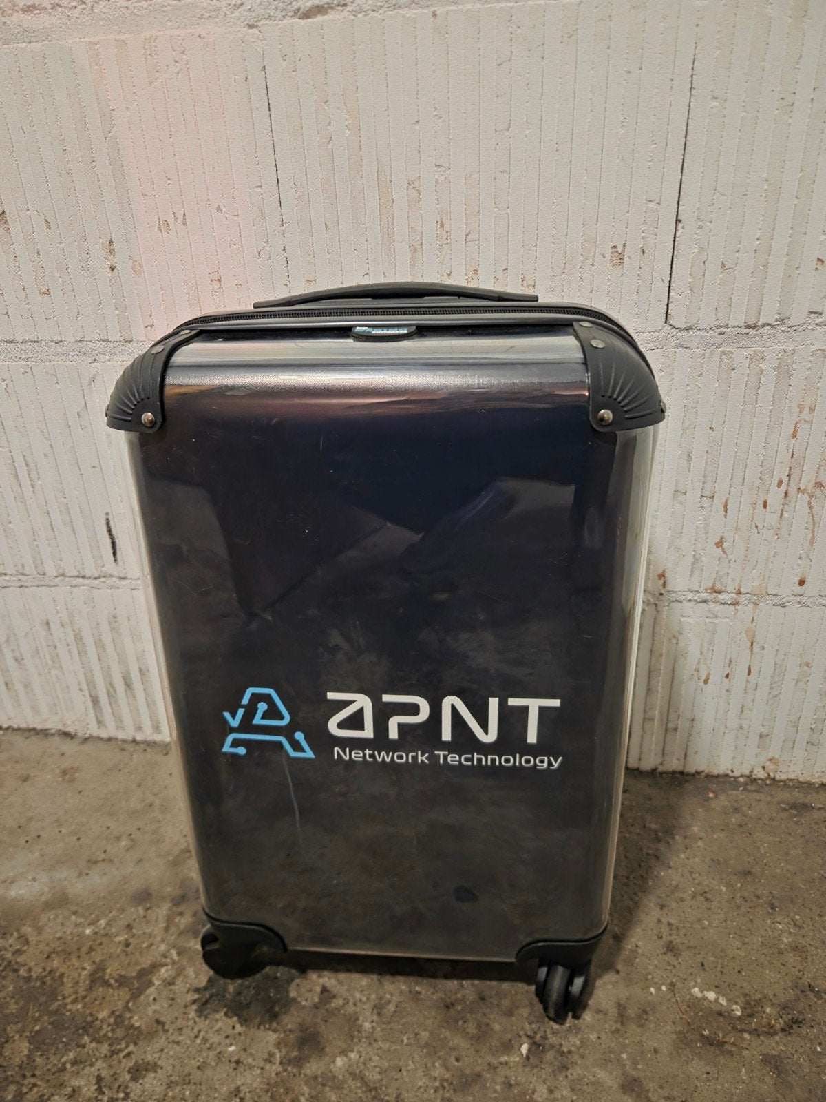 APNT Network Technology Koffer - Zwart met wieltjes, 40 tot 60 cm, Wieltjes, Gebruikt, 20 tot 30 cm