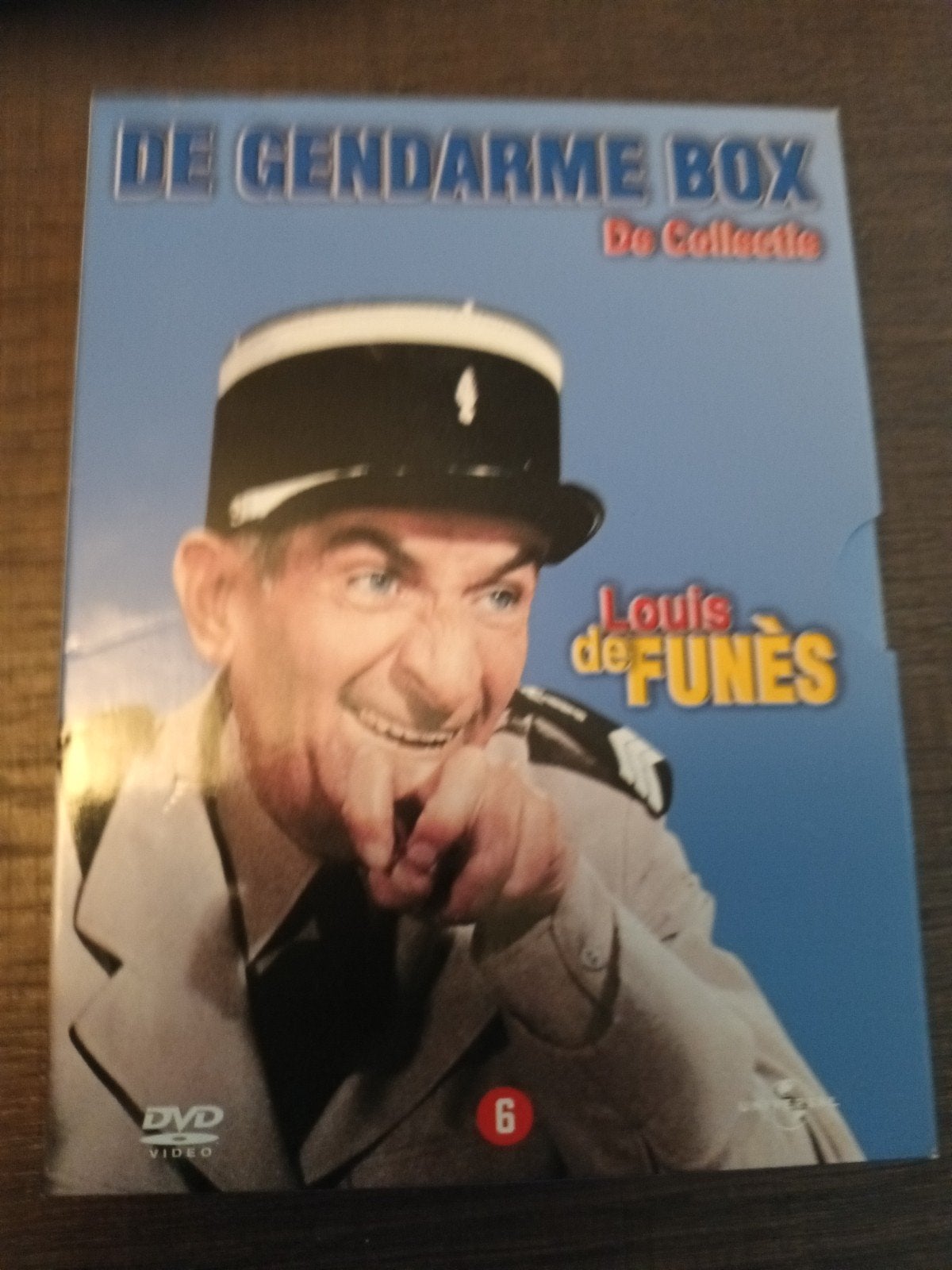 6-dvd box Les Gendarme de Saint Tropez, Alle leeftijden, Ophalen of Verzenden, Zo goed als nieuw