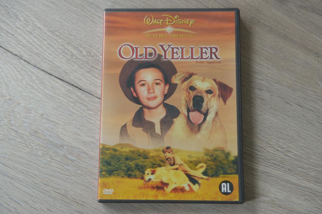 WALT DISNEY == OLD YELLER film uit 1957, Alle leeftijden, Verzenden, Zo goed als nieuw