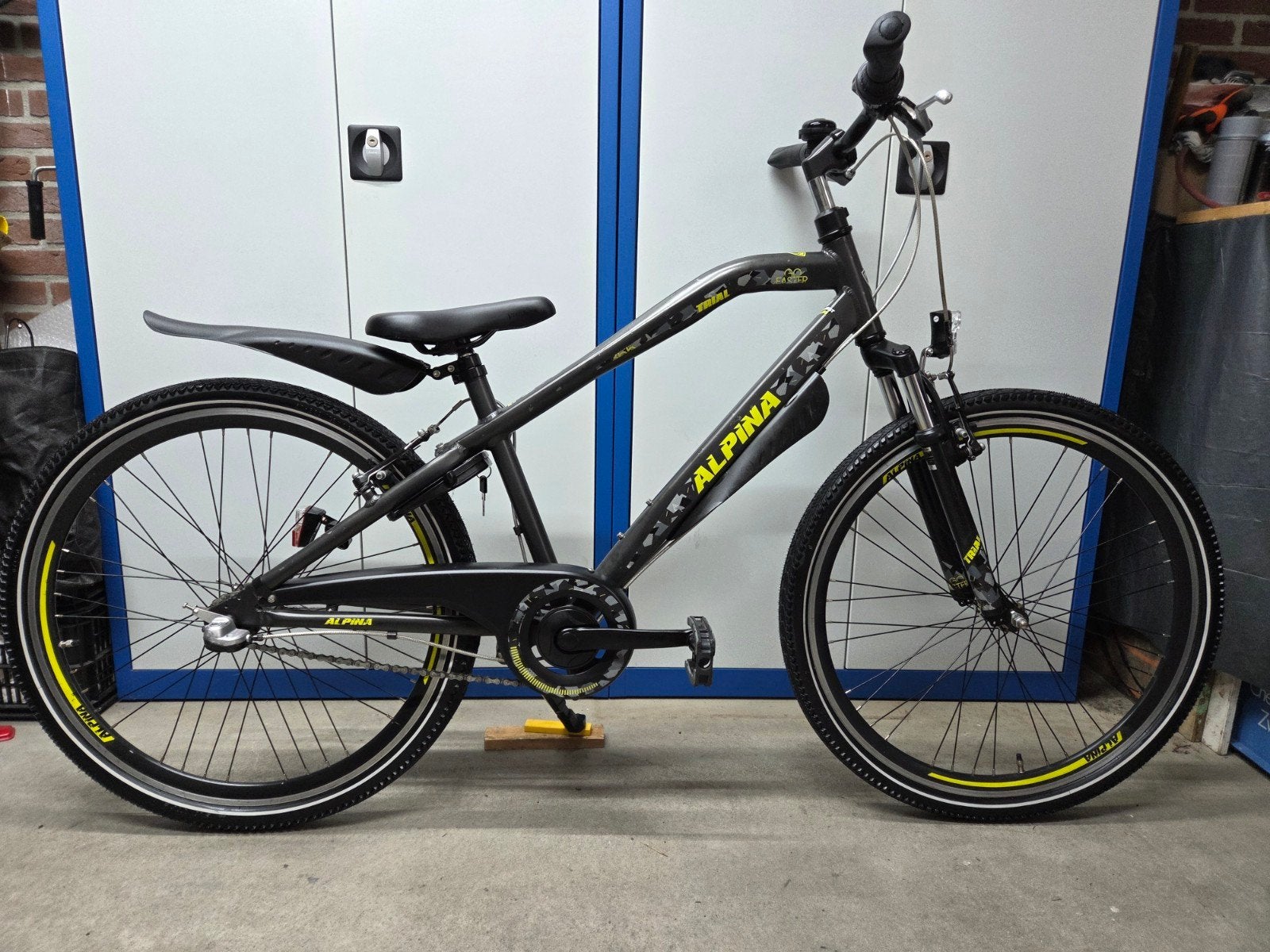 ALPINA Trial 26inch 3V jongensfiets In Zeer Nette Staat. !!, Terugtraprem, Versnellingen, Batavus Snake Alpina Trial Yabber cube bulls loekie sparta