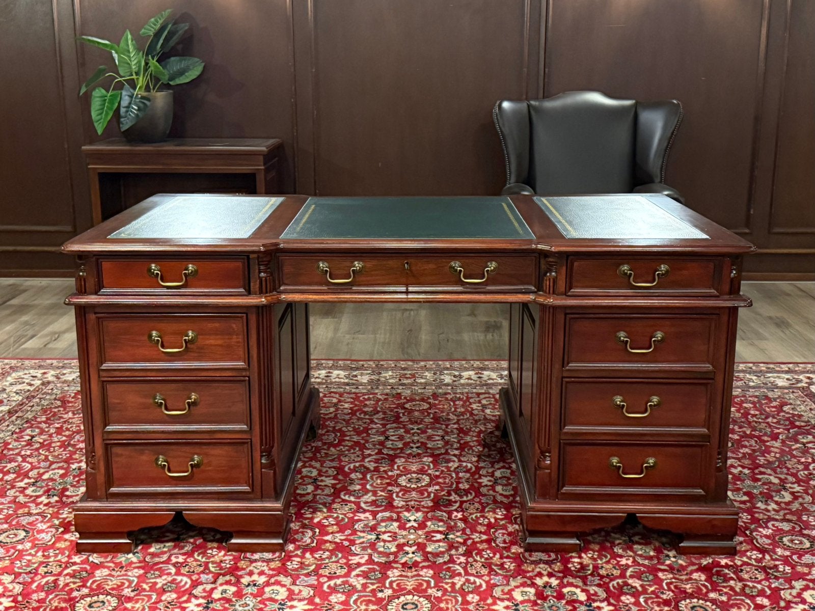 Klassiek Engels bureau #684, Huis en Inrichting, Bureaus, Zo goed als nieuw, Overige typen, Overige merken, Klassiek, Hout, Bruin