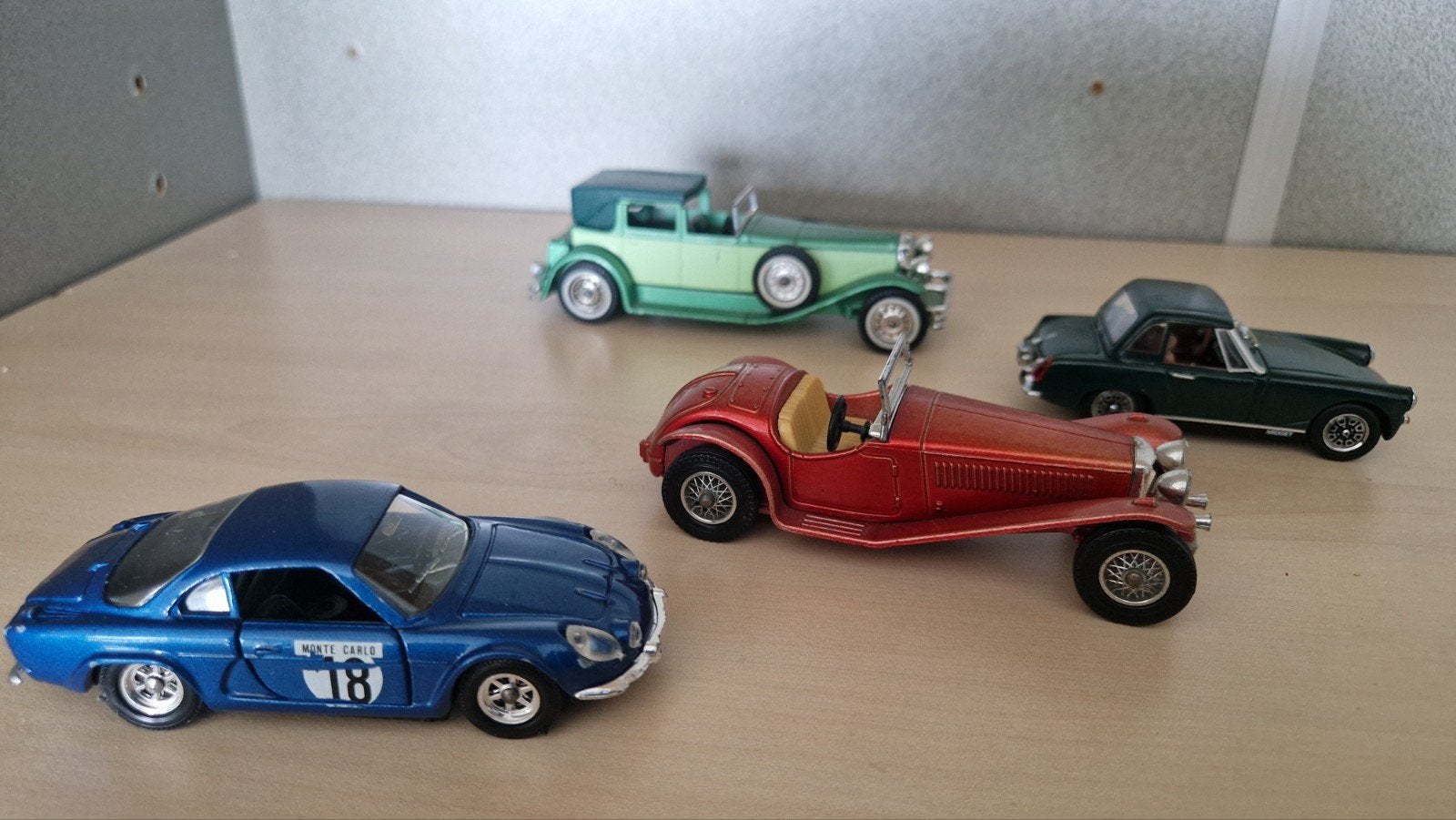Set van 4 vintage modelauto's - Matchbox, Solido, Ophalen of Verzenden
