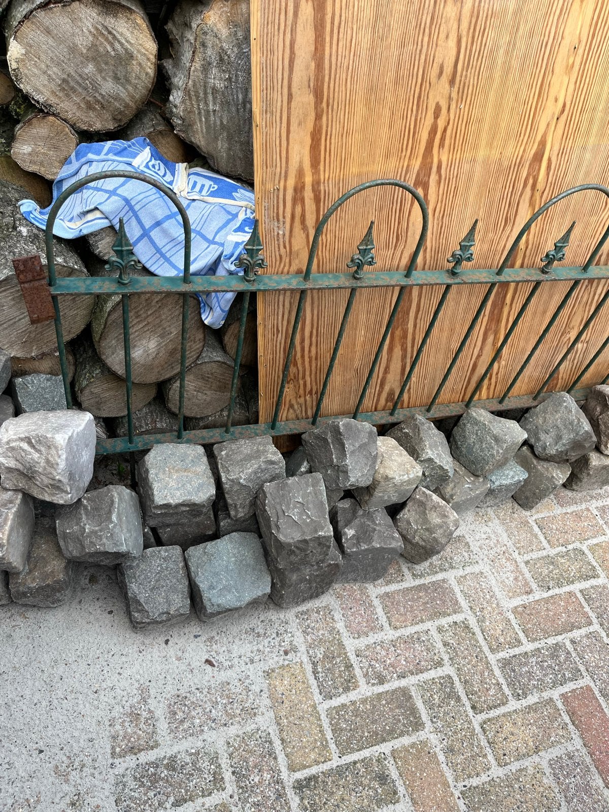 Gebruikte natuurstenen keien voor tuin of oprit, Gebruikt, Graniet, Ophalen of Verzenden, Kei