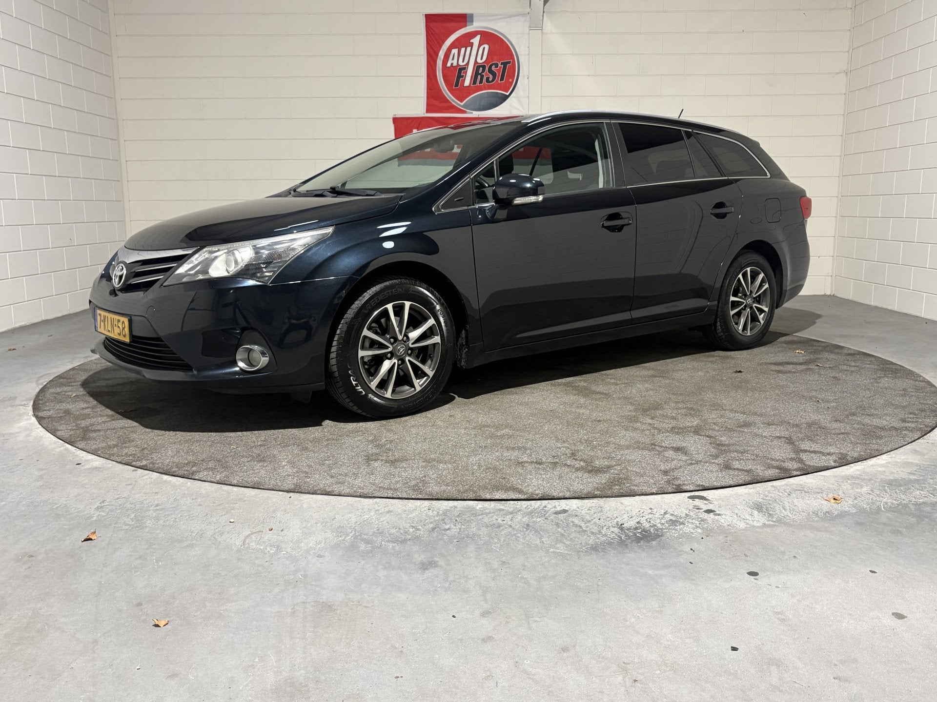 Toyota Avensis wagon 1.8 VVTi Business, Camera, Cruise, Clim, Auto's, Euro 5, 4 cilinders, Origineel Nederlands, 500 kg