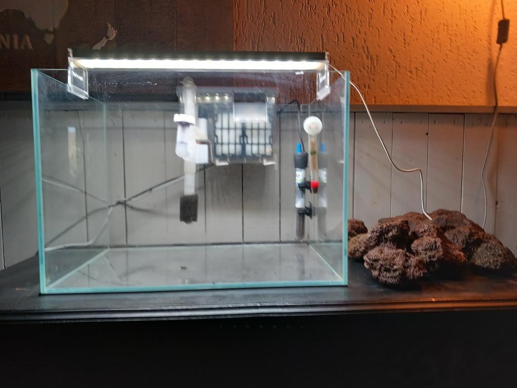 Aquarium met waterval en filter in 1, Ophalen, Gebruikt, Leeg aquarium
