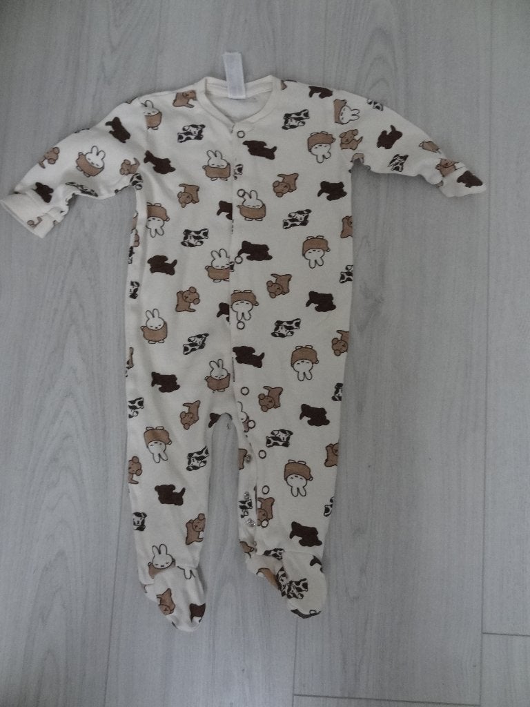 2x Nijntje babypakje nieuwstaat  maat 68, Jongetje of Meisje, Nijntje, Ophalen of Verzenden, Zo goed als nieuw