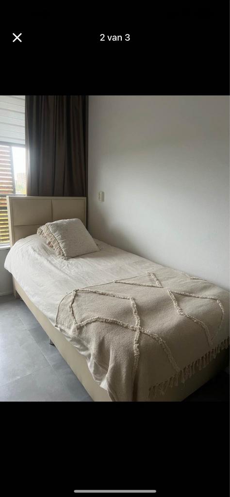 Boxspring incl topper. Als nieuw!!, 90 cm, Eenpersoons, Beige, Ophalen of Verzenden