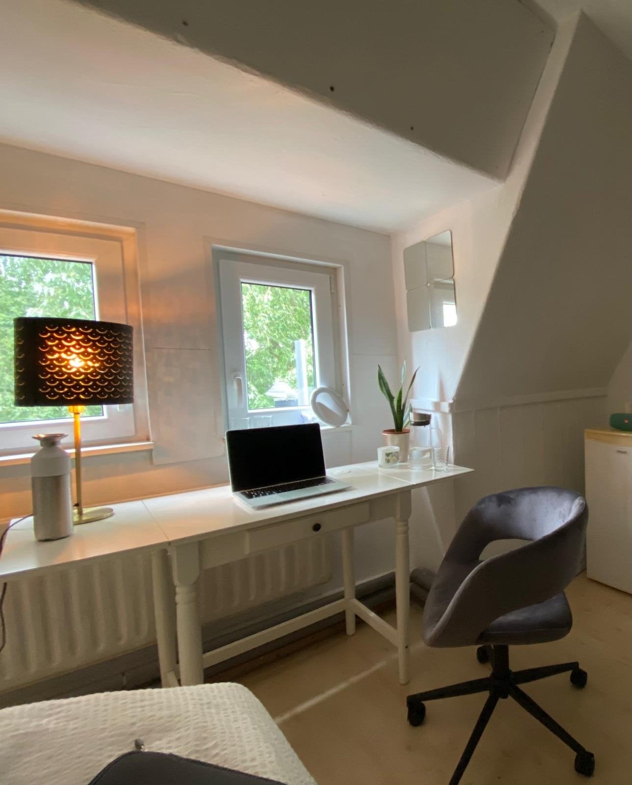 Ikea Wit houten bureau met lade en uitklapbare zijden, Huis en Inrichting, Bureaus, Ophalen, Overige typen, Gebruikt, Overige merken