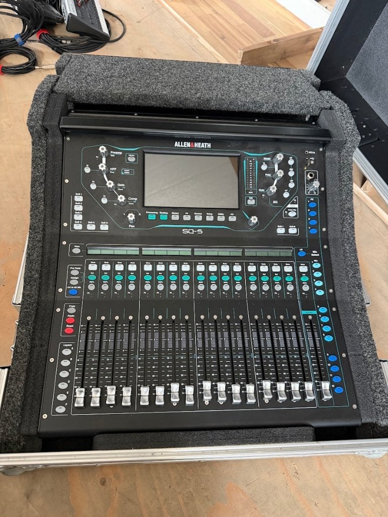 digitale mengtafel SQ5  + 2x DX168, Ophalen, Zo goed als nieuw, 20 kanalen of meer