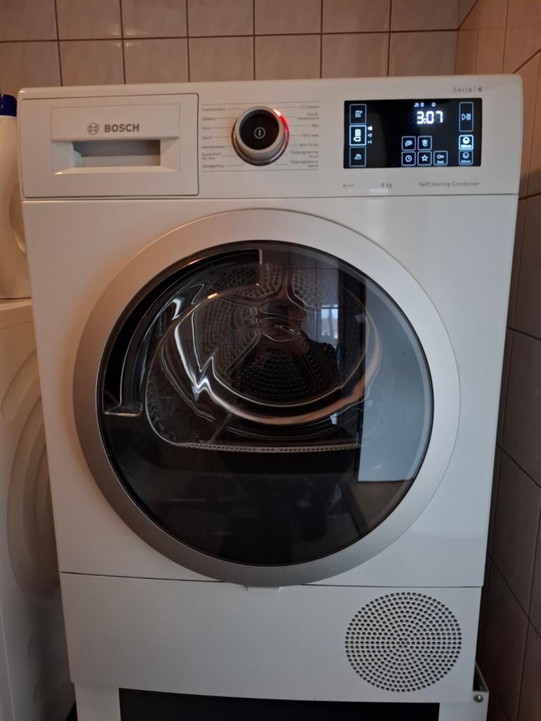 BOSCH WTU87665NL warmtepomp wasdroger, Witgoed en Apparatuur, Wasdrogers, 6 tot 8 kg, Ophalen, Condens, Minder dan 85 cm