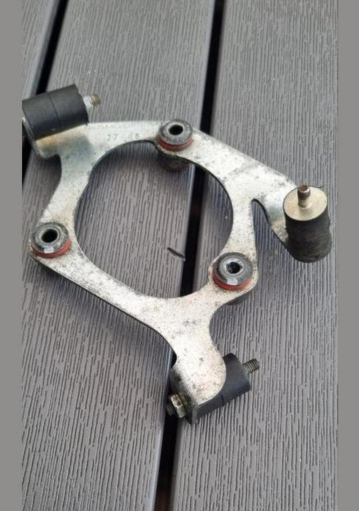 BEUGEL SECUNDAIRE POMP MERCEDES E55 E63 CLS55 CLS63 C55, Ophalen of Verzenden