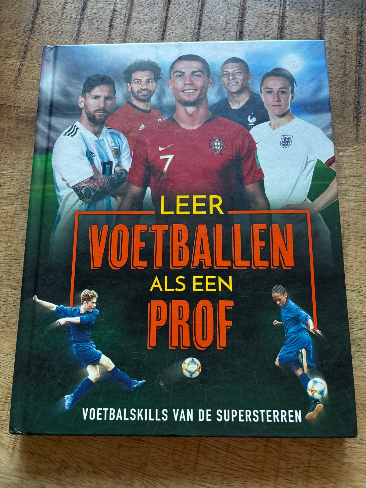Leer voetballen als een prof!, Ophalen of Verzenden, Zo goed als nieuw
