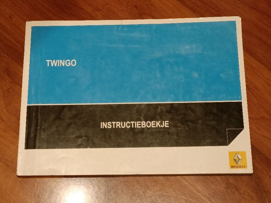 Instructieboek Renault Twingo 2014 nw model, blanco service, Auto diversen, Handleidingen en Instructieboekjes, Ophalen of Verzenden