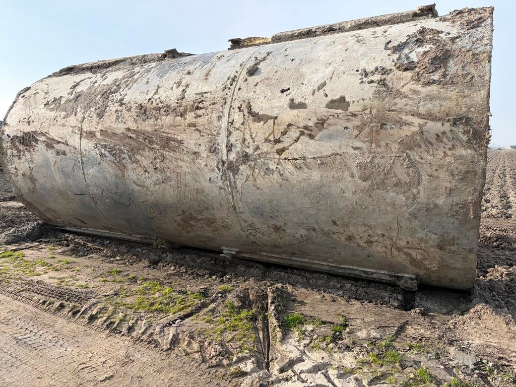 Grote duiker / buis voor waterbeheer of constructie, Doe-het-zelf en Verbouw, Buizen en Afvoer, Ophalen, Overige materialen, Gebruikt