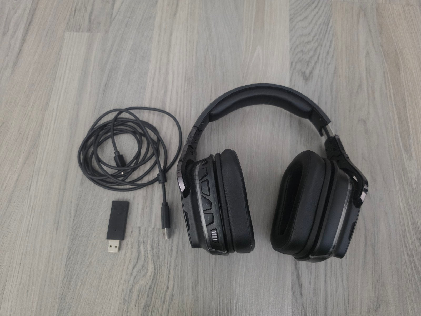 Logitech G935 Draadloze Gaming Headset - als nieuw Lees Goed, Audio, Tv en Foto, Koptelefoons, Gaming, Support@logitech.com, Logitech