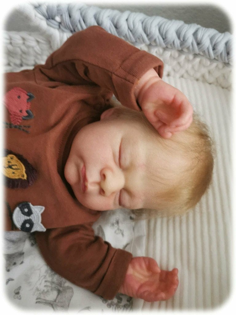 Reborn baby Theo, Verzamelen, Poppen, Ophalen of Verzenden, Nieuw, Babypop, Levensecht of Reborn