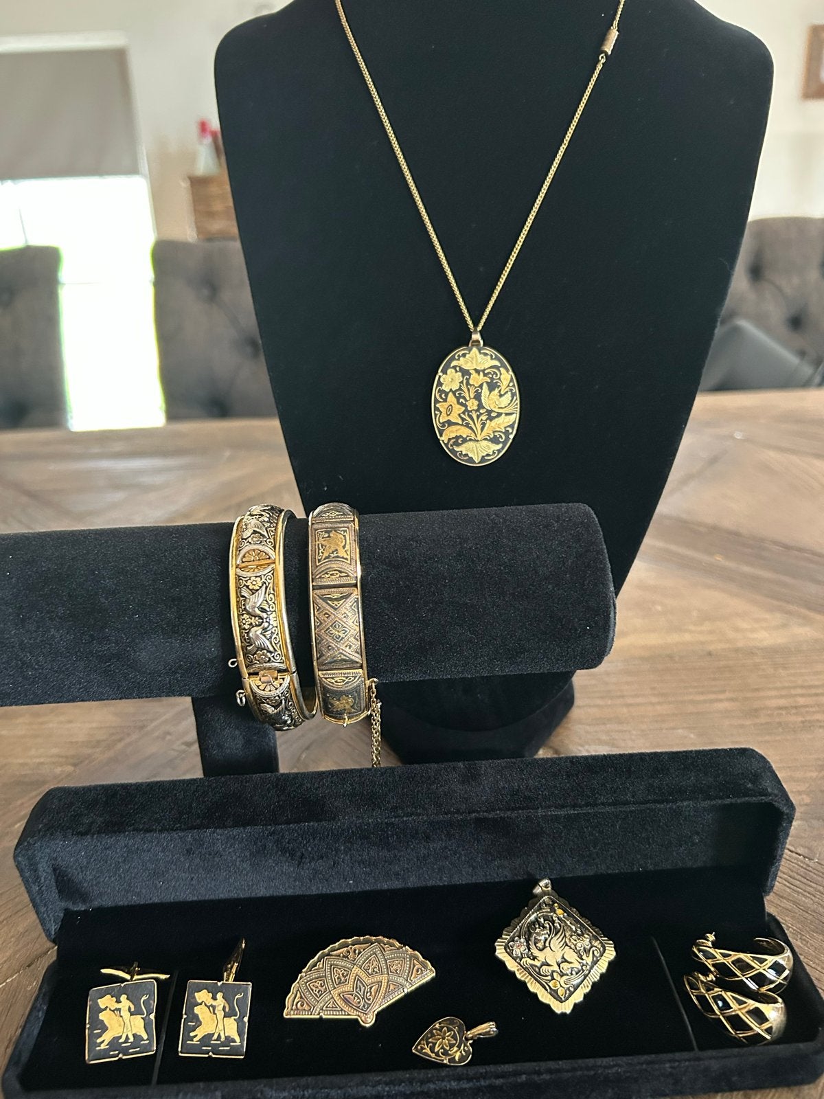 Prachtige Toledoset: Manchetknopen, Hanger, Broche, Armbande, Ophalen of Verzenden, Overige materialen, Manchetknopen, Verguld
