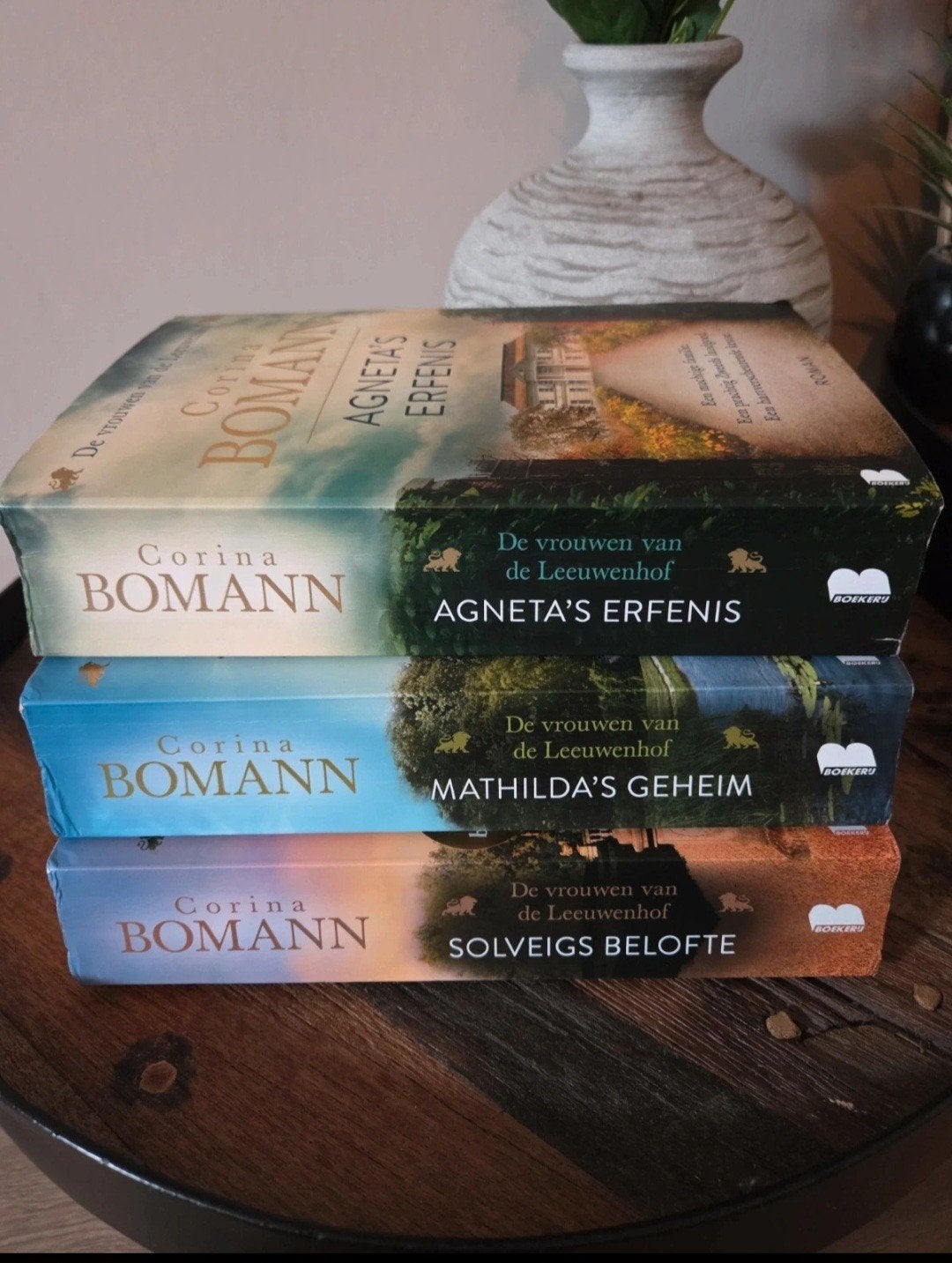 corina Bomann, de vrouwen van leeuwenhof trilogie, Boeken, Ophalen of Verzenden, Gelezen, Corina Bomann