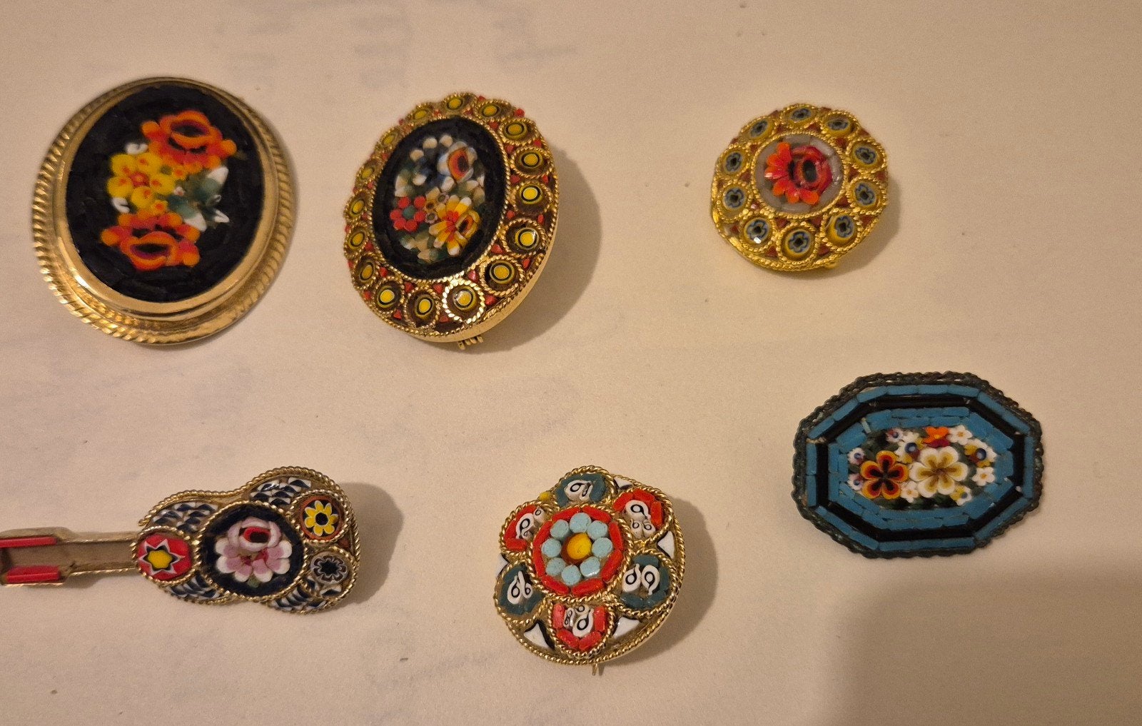 Italiaanse Millefiori Mozaïek Broches - Set van 6, Overige materialen, Gebruikt, Overige kleuren, Verzenden