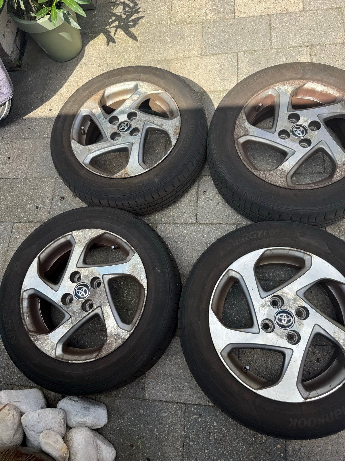 Toyota yaris 15 inch velgen met zomerbanden 175/65R15 88H., Ophalen, Gebruikt
