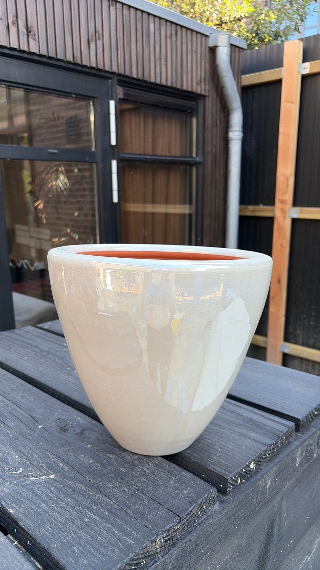 Bloempot voor binnen - wit parelmoer, Rond, Binnen, Ophalen of Verzenden, Zo goed als nieuw