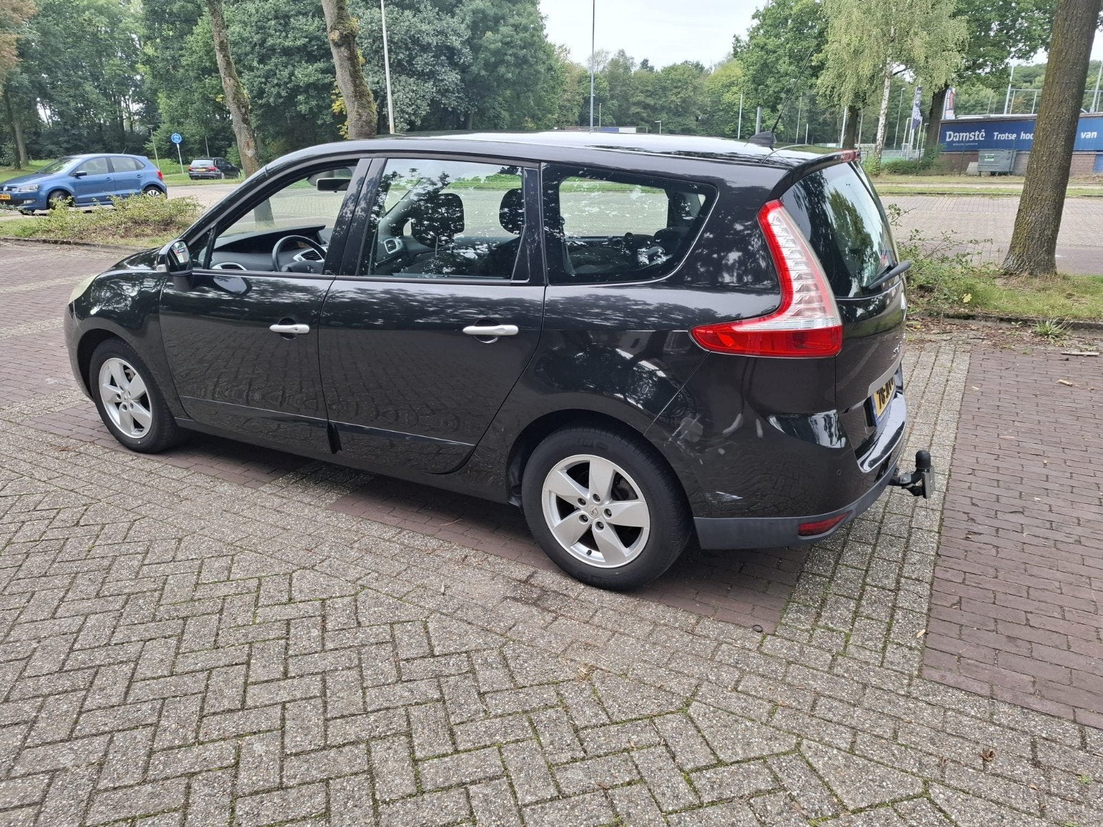 Foto 7 van RENAULT GRAND SCENIC 1.4i 6 VERSN. AIRCO APK CRUISE KEYLESS