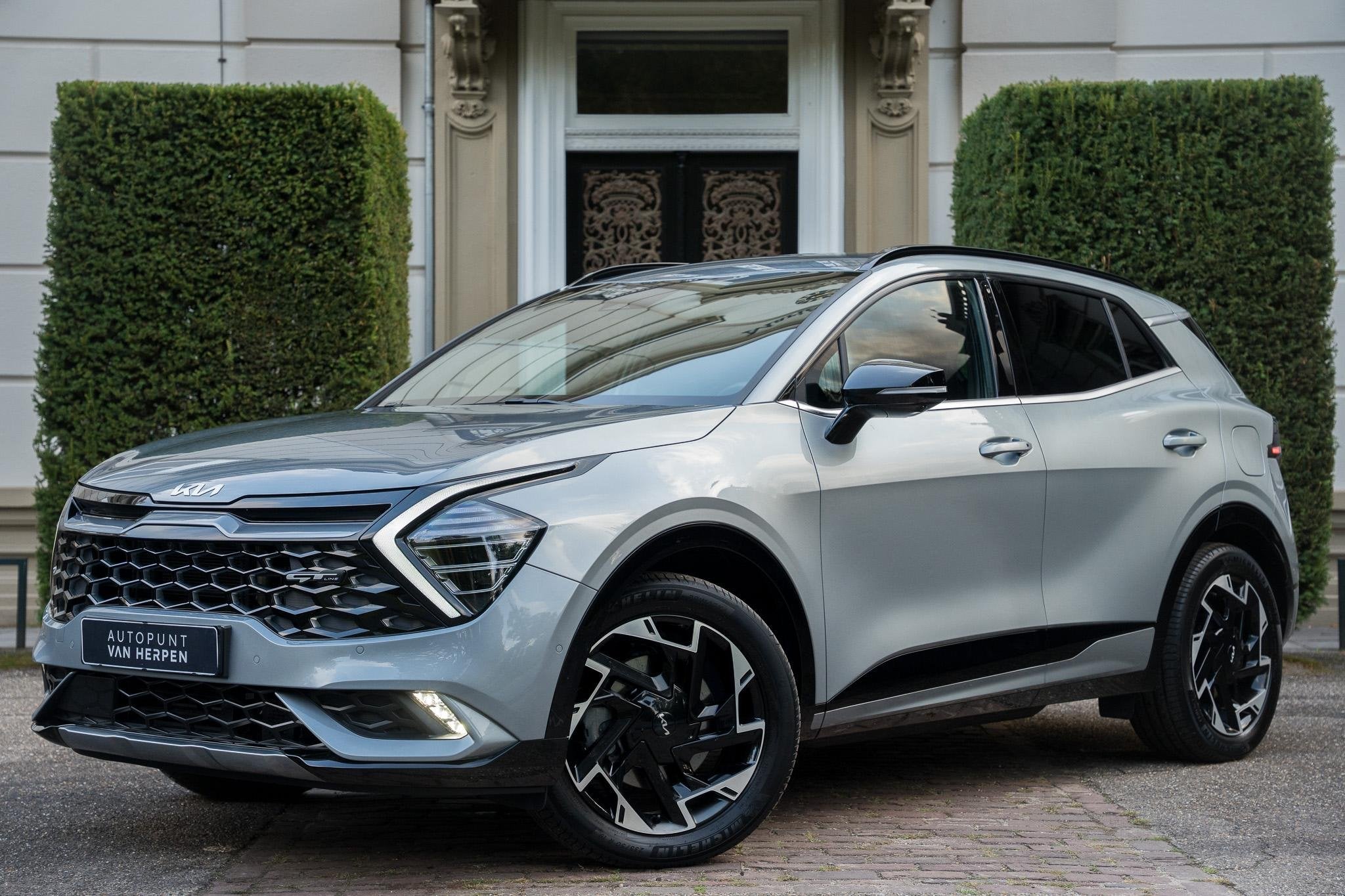 Kia Sportage 1.6 T-GDi Plug-in Hybrid AWD GT-PlusLine H&K |, Auto's, Automaat, 1350 kg, 14 kWh, Gebruikt