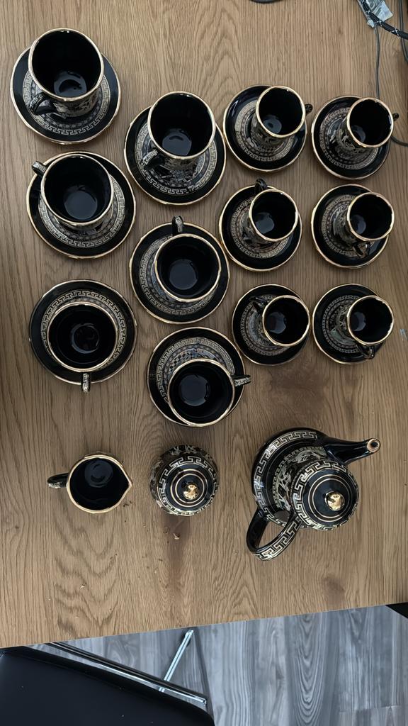 Exclusief 24k Goud Grieks Koffie & Thee Servies Set, Huis en Inrichting, Keuken | Servies, Zo goed als nieuw, Compleet servies