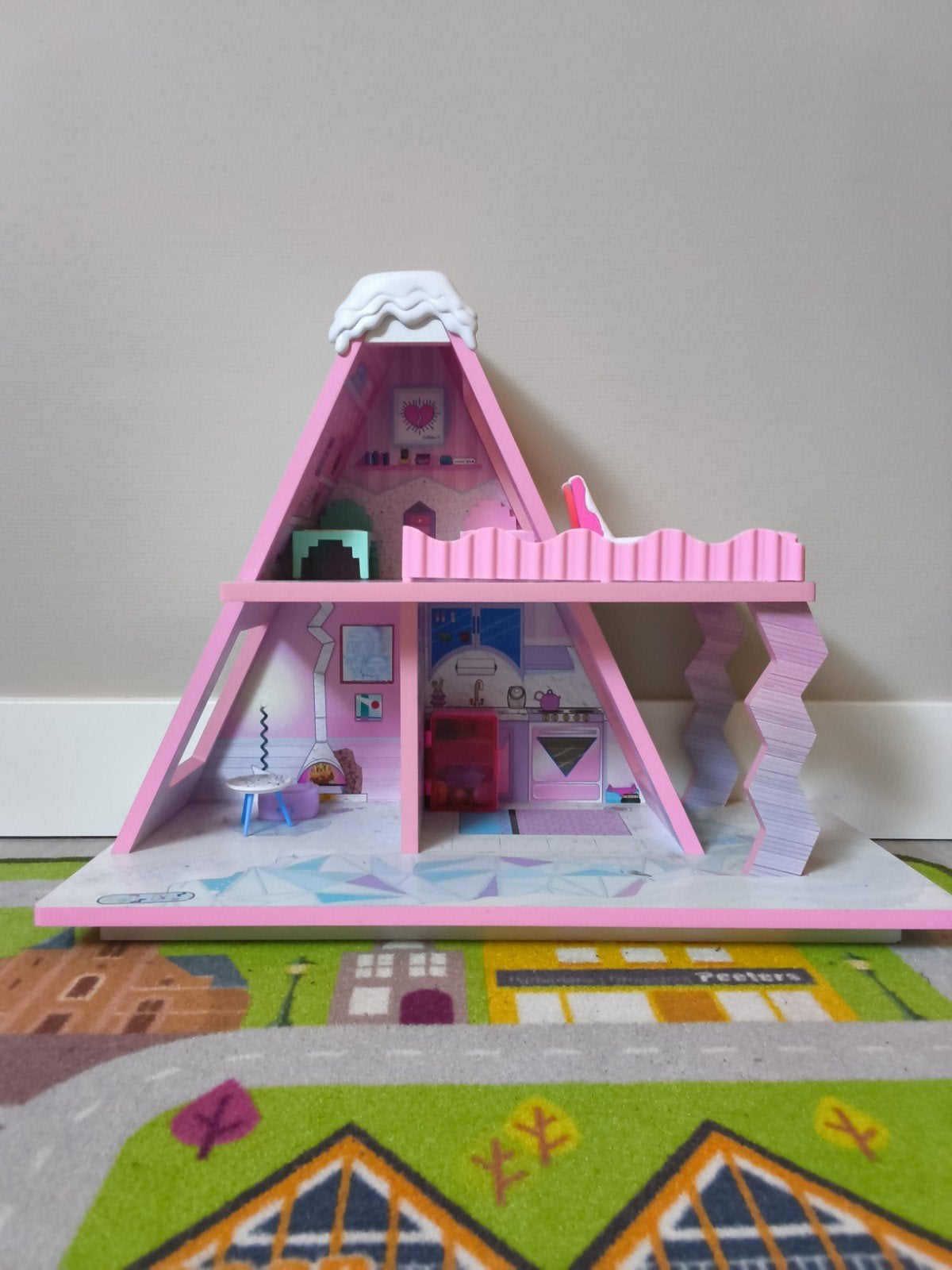 lol winter huis met accessoires, Kinderen en Baby's, Speelgoed | Poppenhuizen, Ophalen, Zo goed als nieuw, Poppenhuis