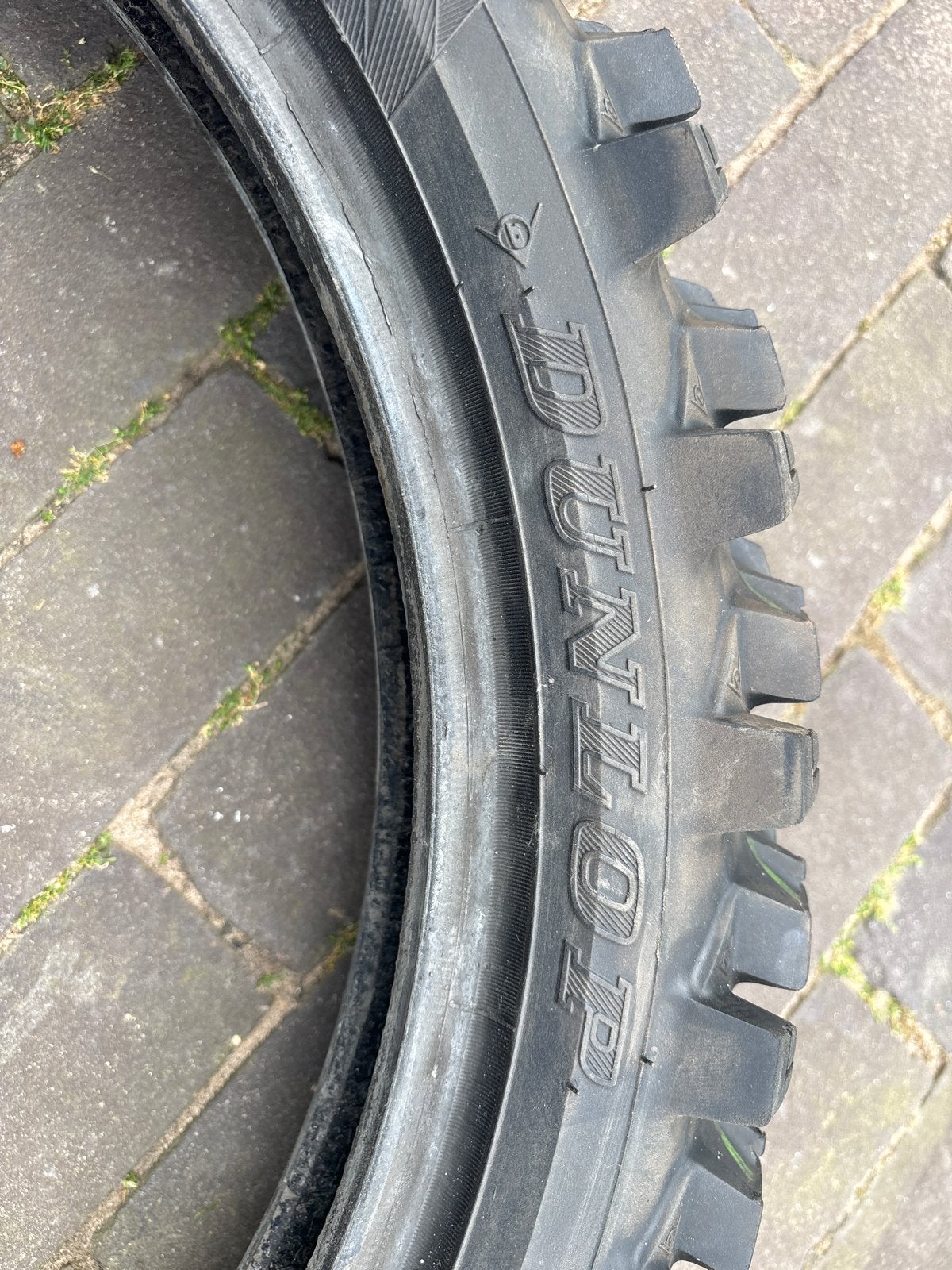 Gebruikte Dunlop Geomax 100/90-19 57M motorband, Ophalen of Verzenden, Gebruikt