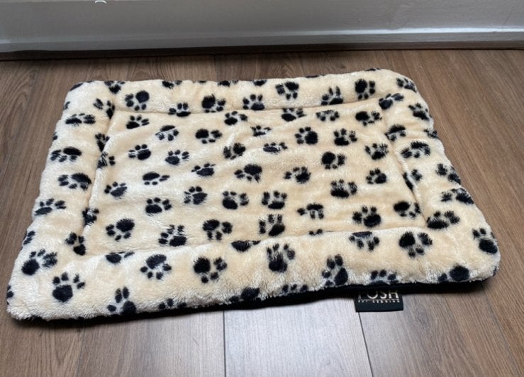 Honden of katten kleed. Met anti slip. 70x45cm, Dieren en Toebehoren, Ophalen of Verzenden, Zo goed als nieuw