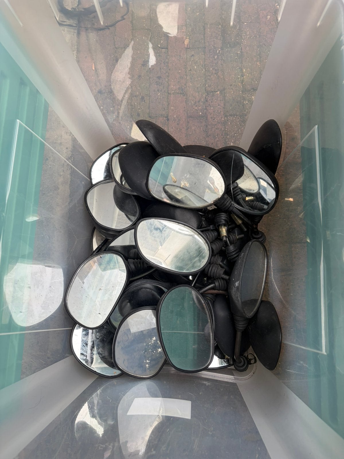 piaggio skipper / quartz doos vol spiegels, Ophalen