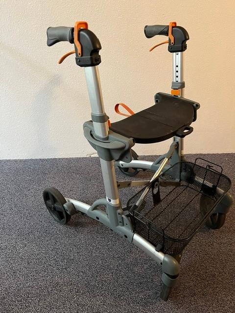 rollator als nieuw van mijn zwager, Ophalen, Opvouwbaar, Gebruikt