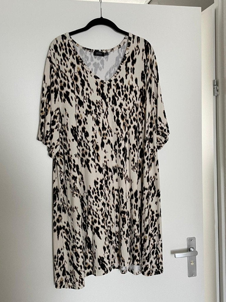 dames grote maten tuniek Yesta maat 4, Kleding | Dames, Grote Maten, Meerkleurig, Blouse of Tuniek, Ophalen of Verzenden, Zo goed als nieuw