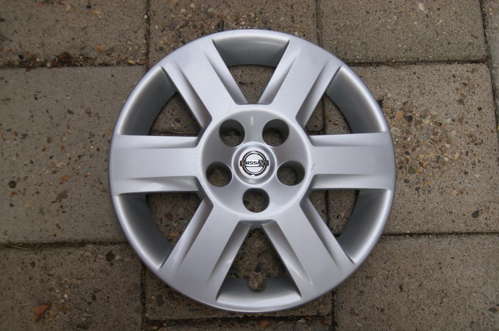 1 losse originele wieldop Nissan Qashqai J10 16 inch, Auto diversen, Wieldoppen, Ophalen of Verzenden, Gebruikt