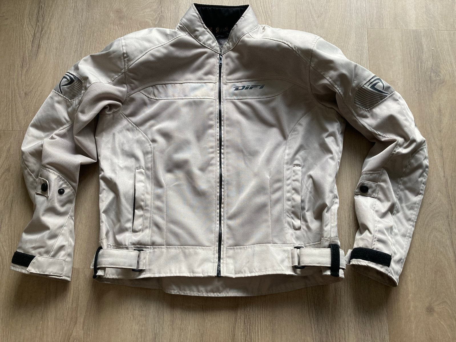 Difi Ibiza Air lichtgrijze Dames doorwaai Motorjas mt 48, Motoren, Ophalen of Verzenden, Tweedehands, Dames, Jas | textiel