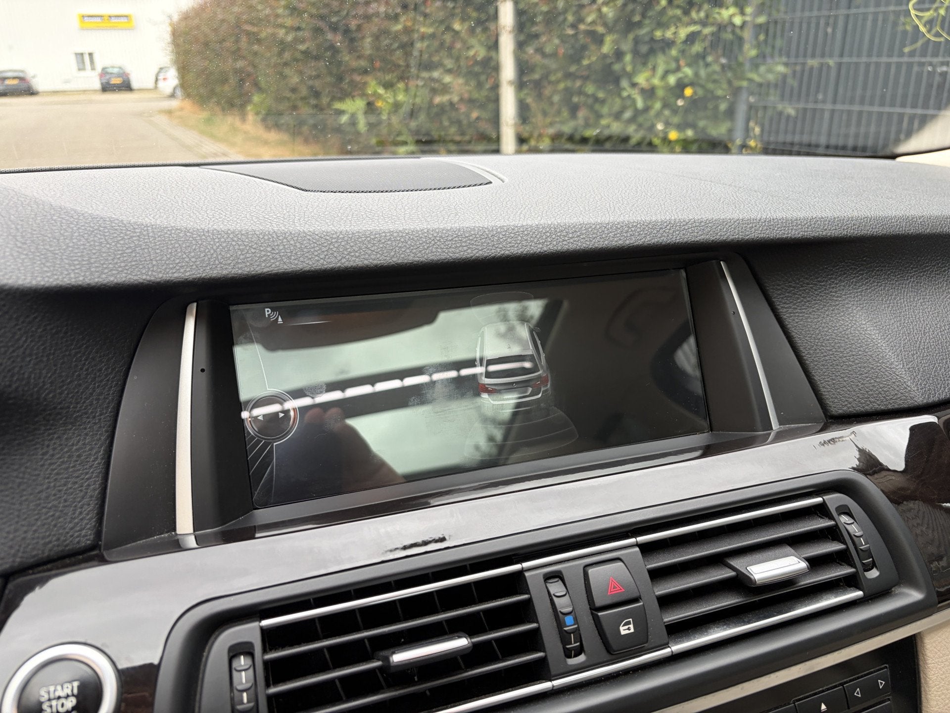 Foto 11 van BMW 5 Serie Touring 520i High Executive / AUTOMAAT / LEER /