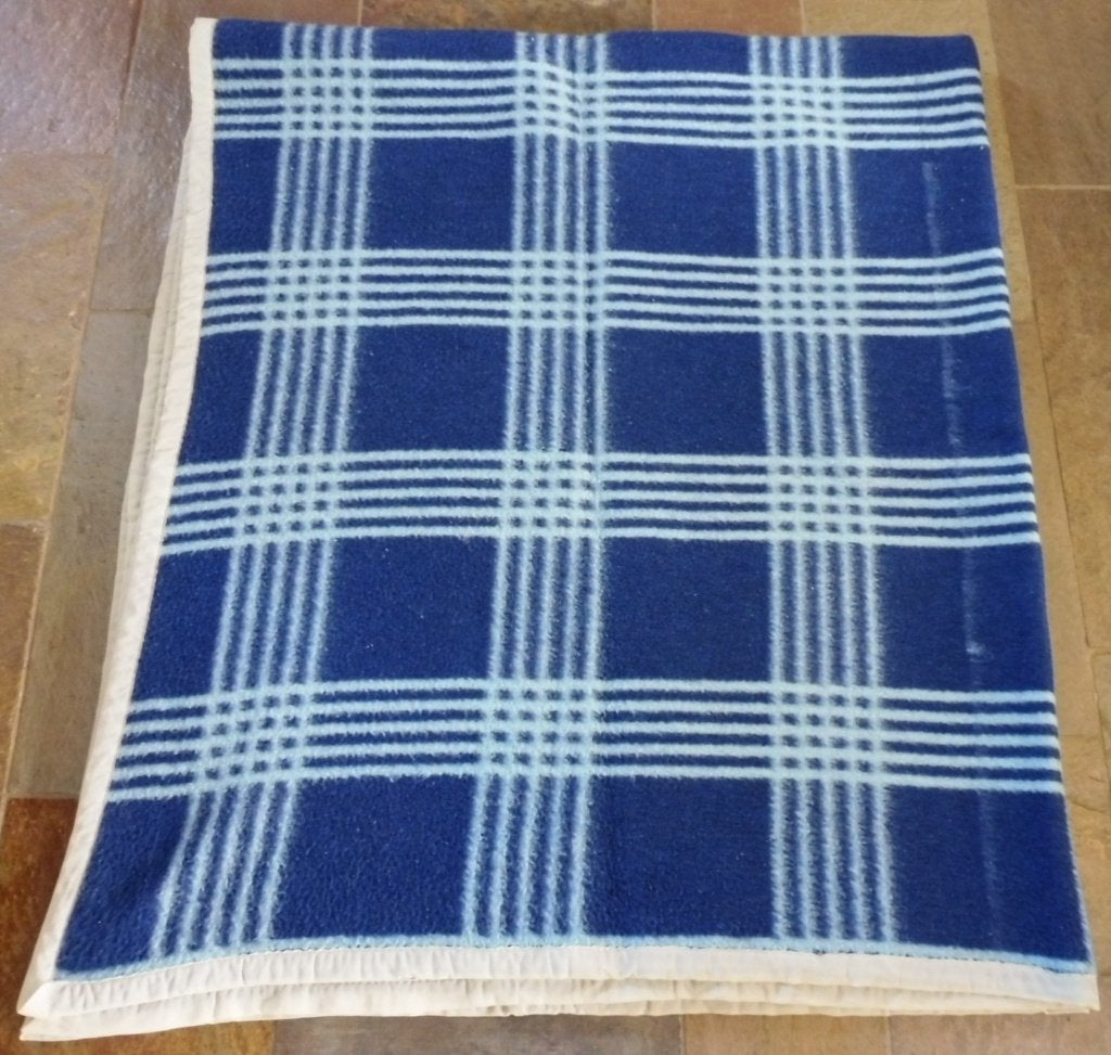 Fijne warme deken 200 x  240 cm plaid kleed, Ophalen of Verzenden, Gebruikt