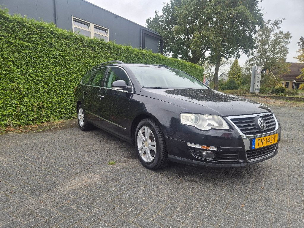 Volkswagen Passat 2009 Zwart 1.8 Automaat, Auto's, Automaat, Stof, Zwart, 160 pk