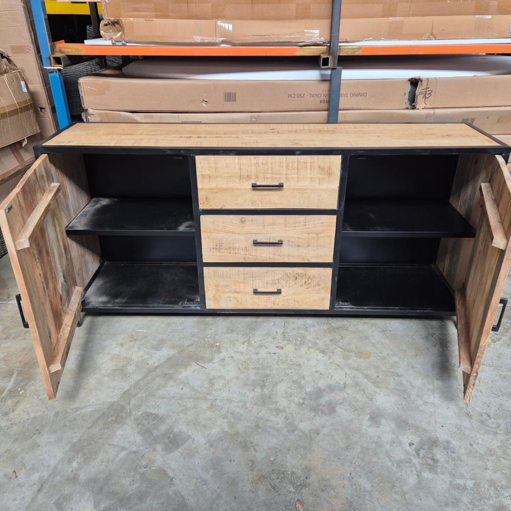 Mango houten dressoir nieuw in doos, Huis en Inrichting, Kasten | Dressoirs, 150 tot 200 cm, Nieuw, Ophalen of Verzenden, Industrieel