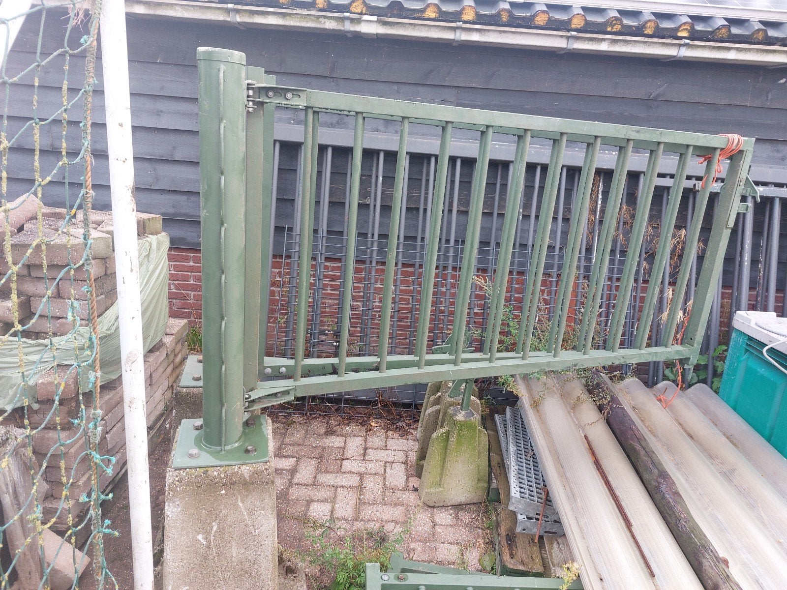 hekwerk met betonvoeten - Gebruikt, Tuin en Terras, Ophalen, Gebruikt