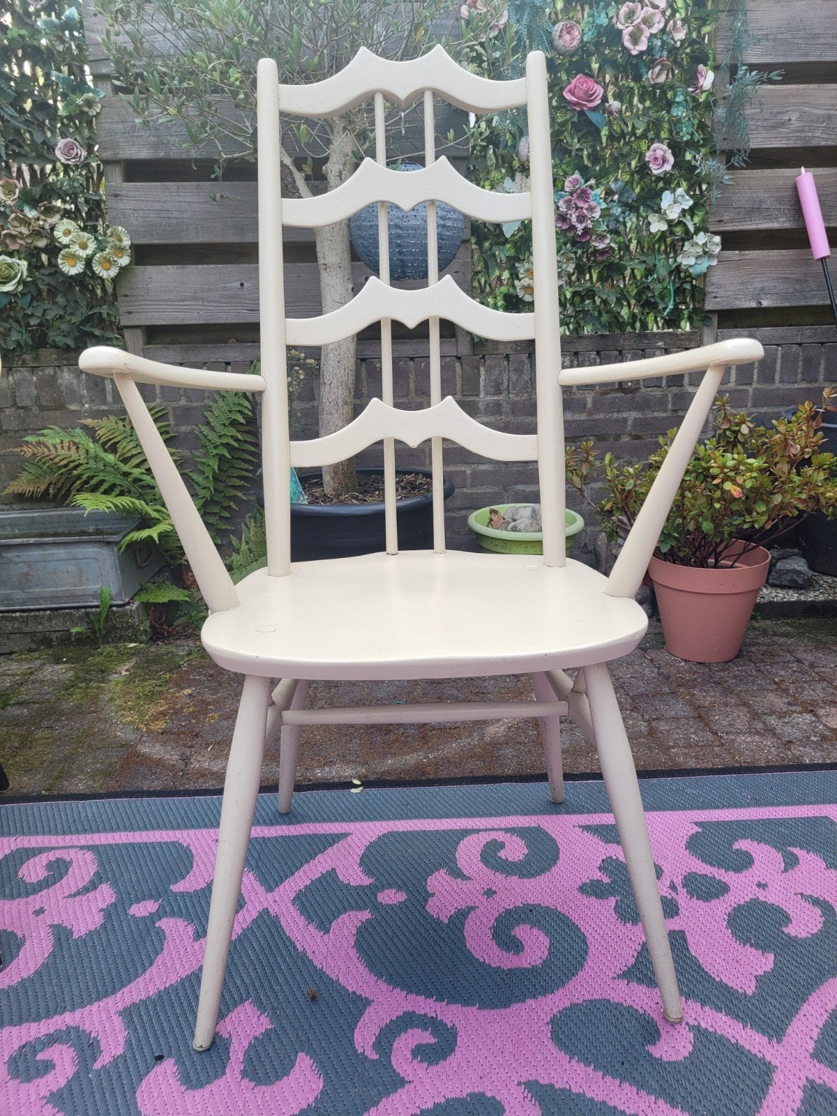 Vintage houten stoel met hoge rugleuning, Ophalen of Verzenden