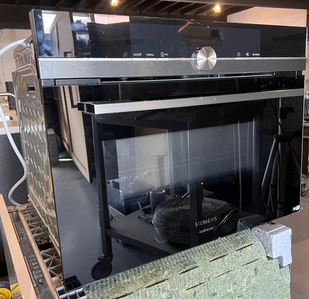Siemens studioline combi oven / magnetron met wifi, Witgoed en Apparatuur, Ovens, Siemens, Ophalen of Verzenden, Hete lucht, Combi-oven