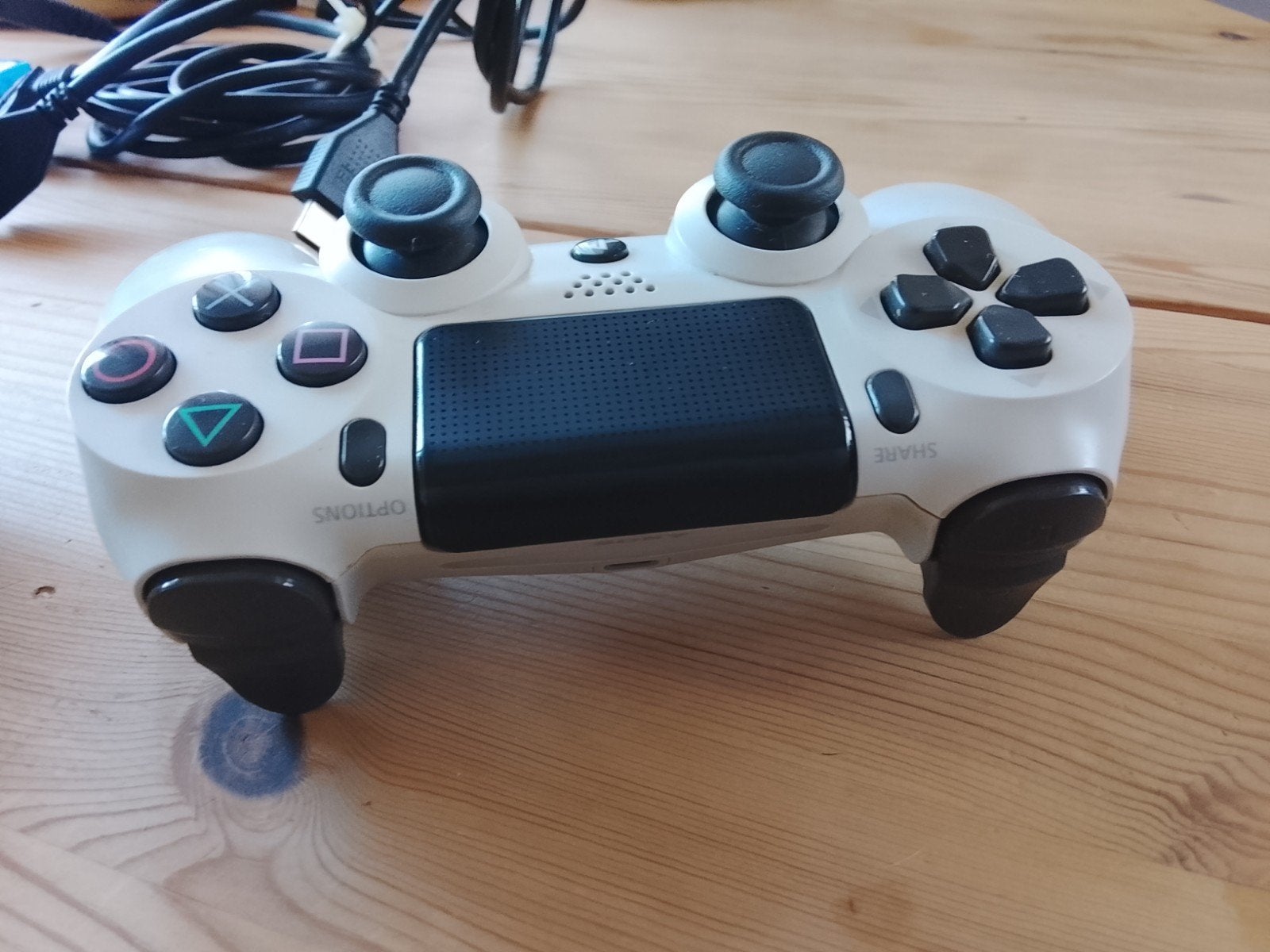Sony PlayStation 4 DualShock 4 Controller Wit, Spelcomputers en Games, Spelcomputers | Sony PlayStation Consoles | Accessoires